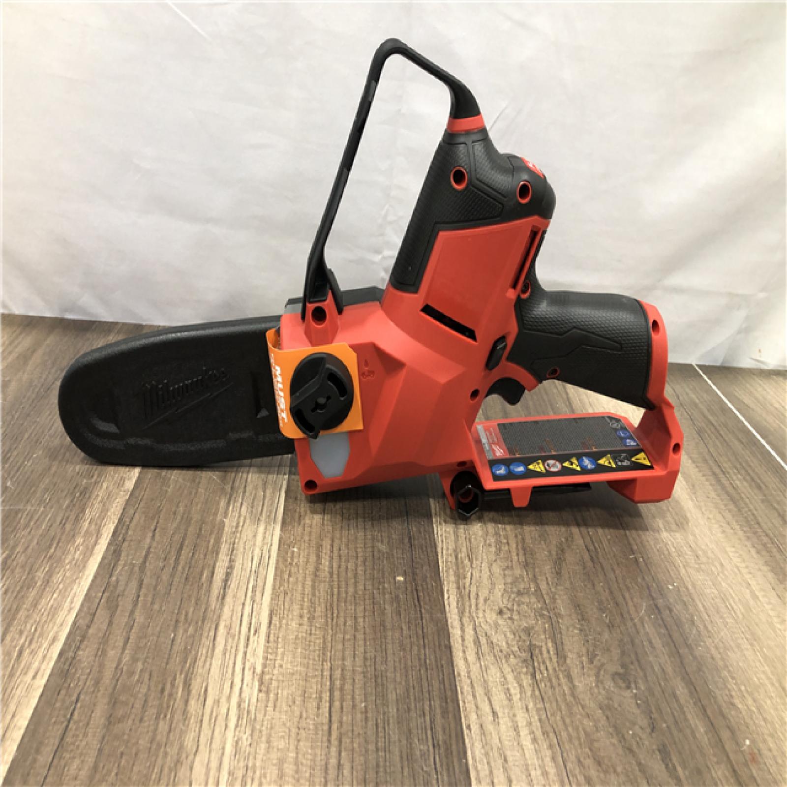 AS-IS Milwaukee FUEL 12V Lithium-Ion Brushless Battery 6 in. HATCHET Pruning Saw Kit