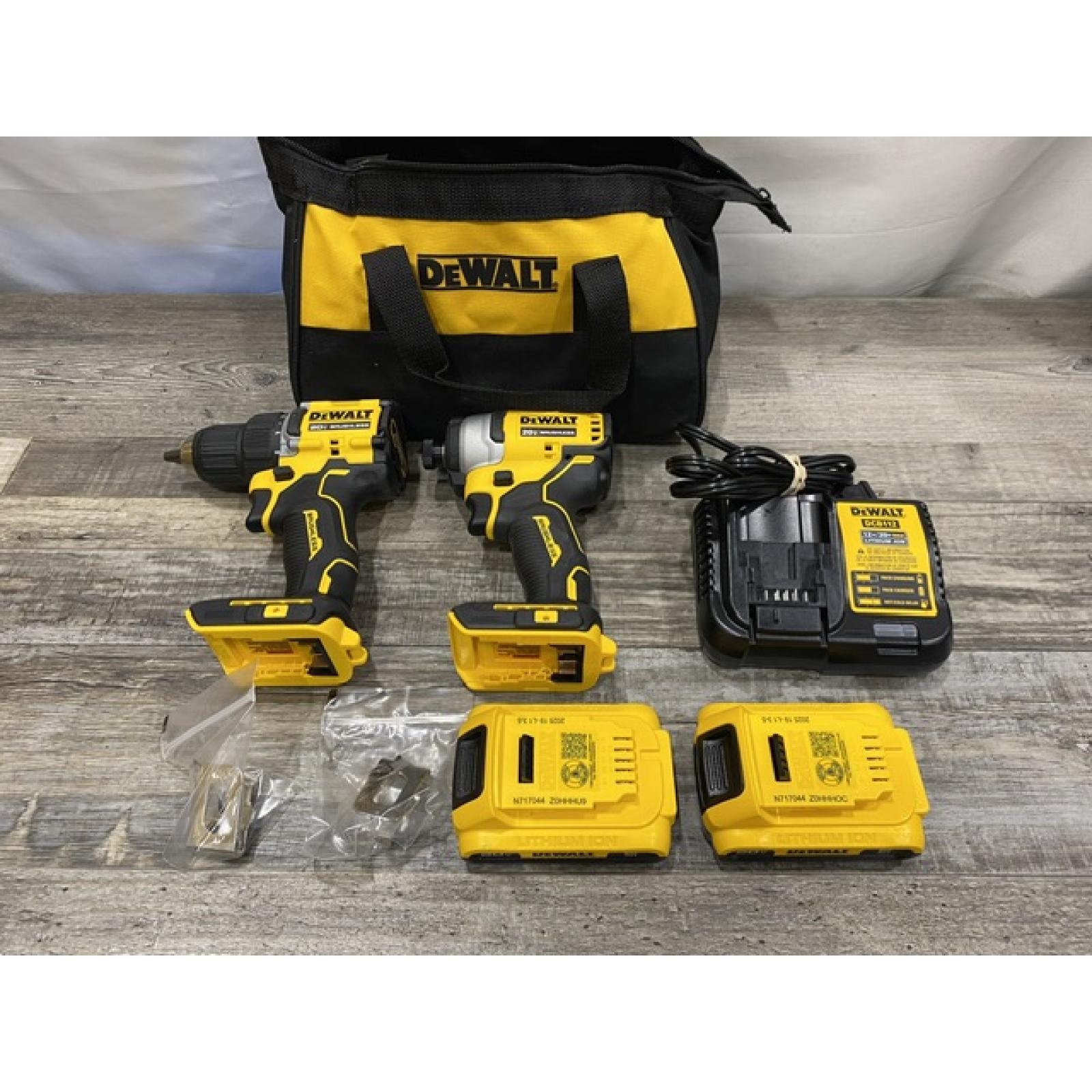 AS-IS DEWALT ATOMIC 20-Volt MAX Lithium-Ion Cordless Combo Kit