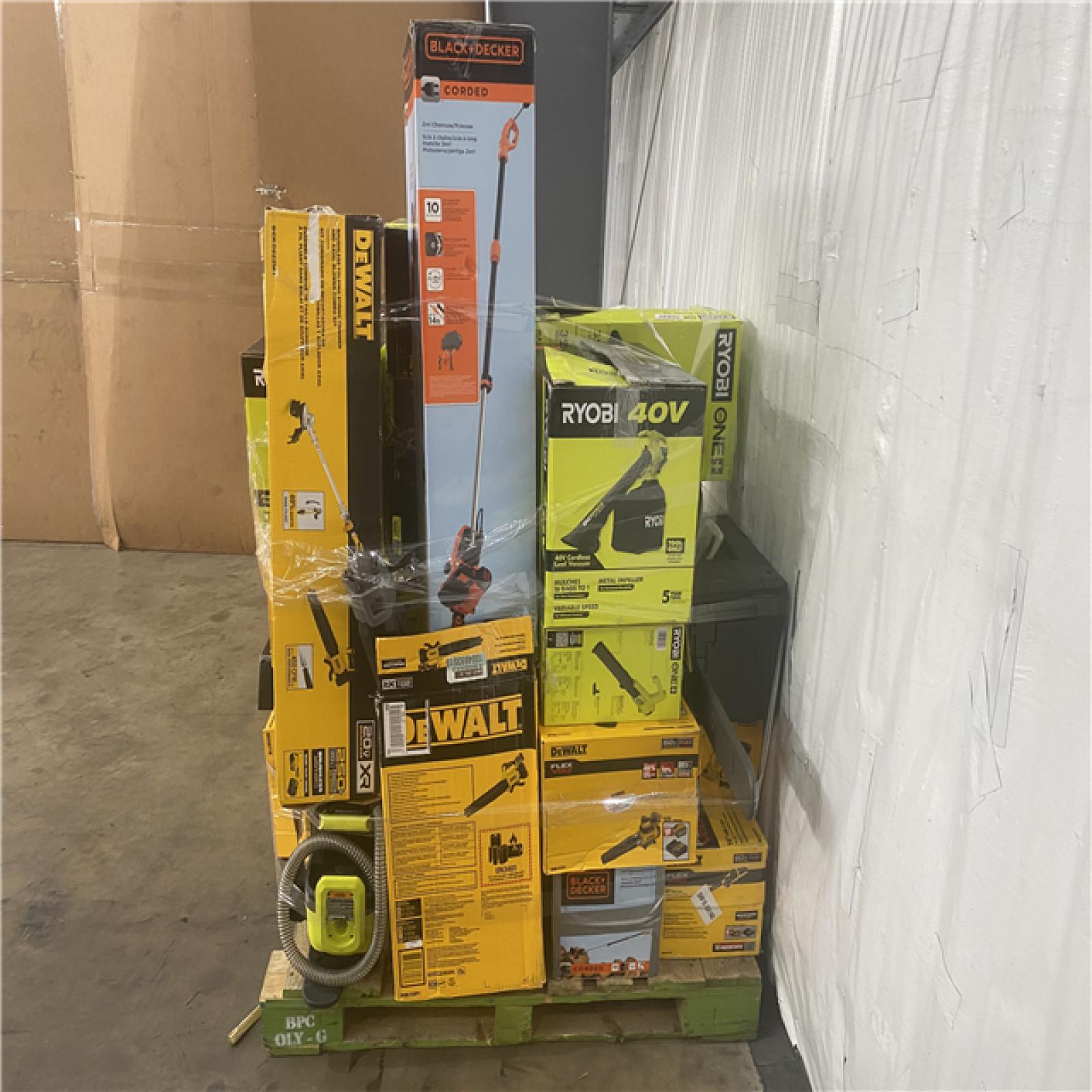 Houston Location AS IS - Tool Pallet