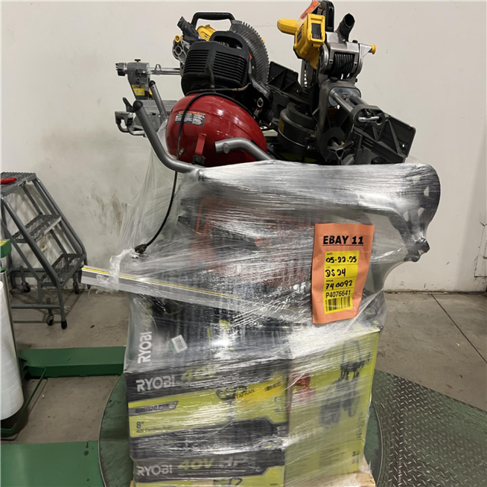 Dallas Location - As-Is Tool Pallet