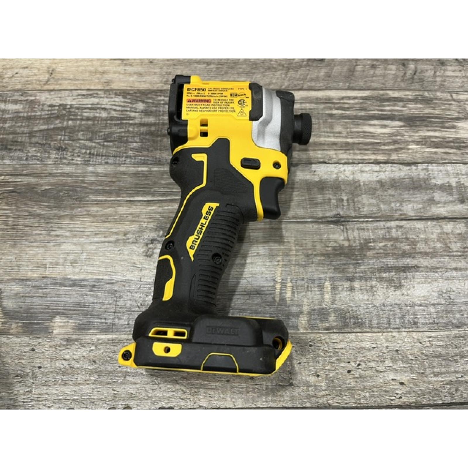 AS-IS DEWALT ATOMIC 20V MAX Lithium-Ion Cordless 1/4 in. Brushless Impact Driver Kit