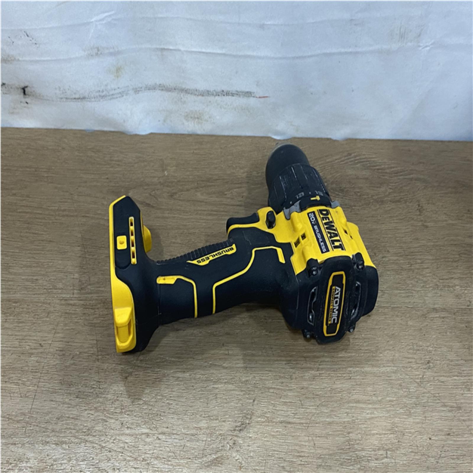 AS-IS DEWALT ATOMIC 20V Lithium-Ion Cordless 1/2 in. Hammer Drill Kit