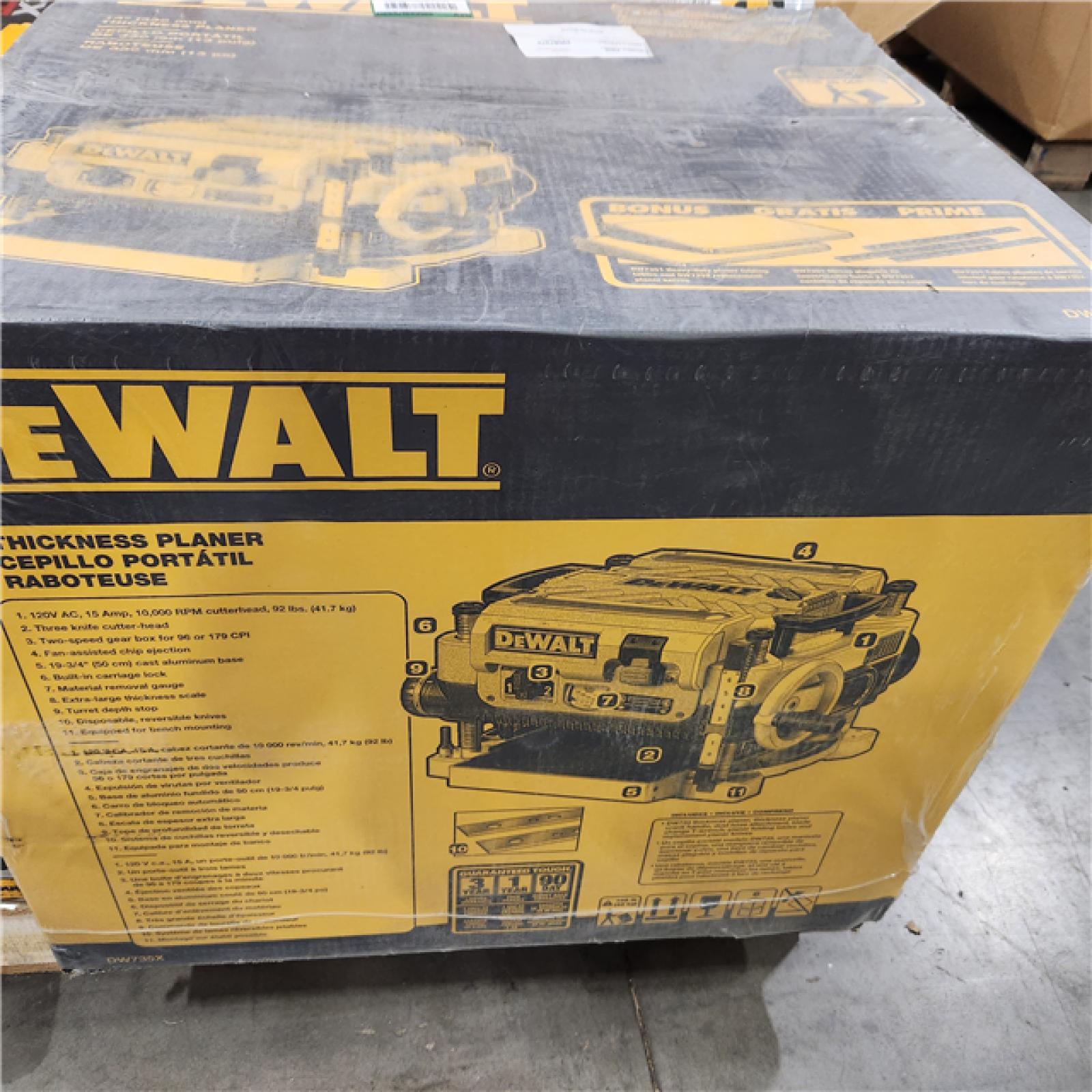 NEW- 15 Amp Corded 13 in. Heavy-Duty 2-Speed Bench Planer