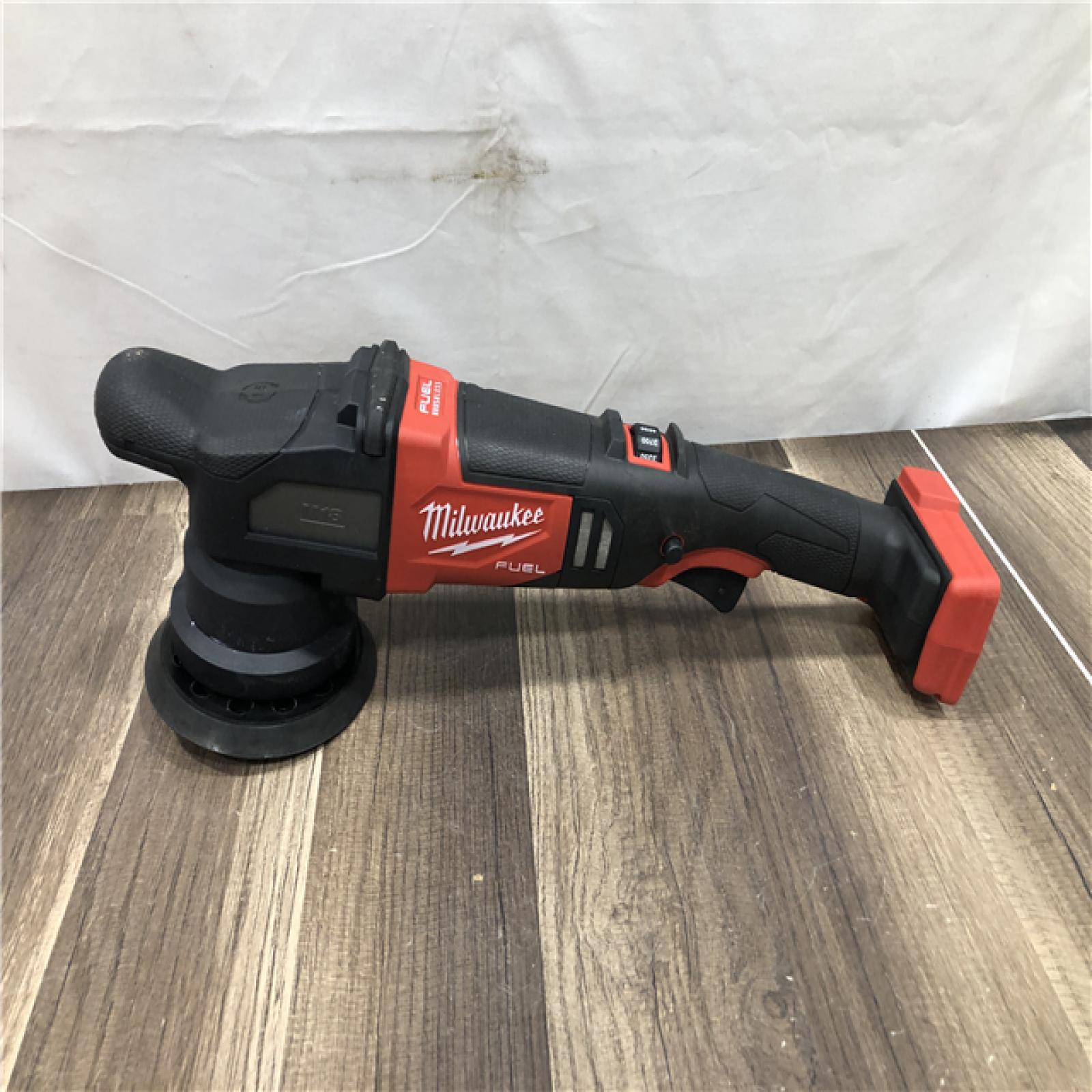 AS-IS Milwaukee  FUEL18V Lithium-Ion Brushless Cordless 15MM DA Polisher (Tool-Only)
