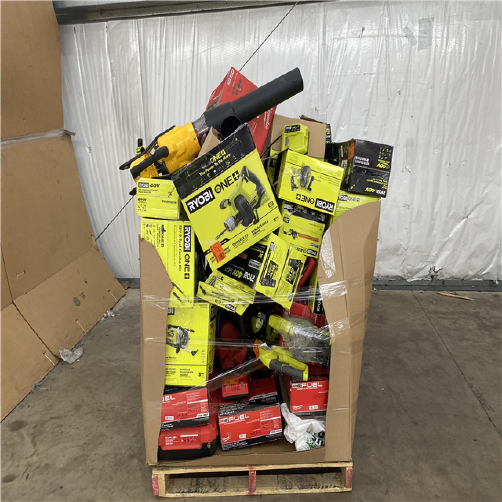 Houston Location AS IS - Tool Pallet