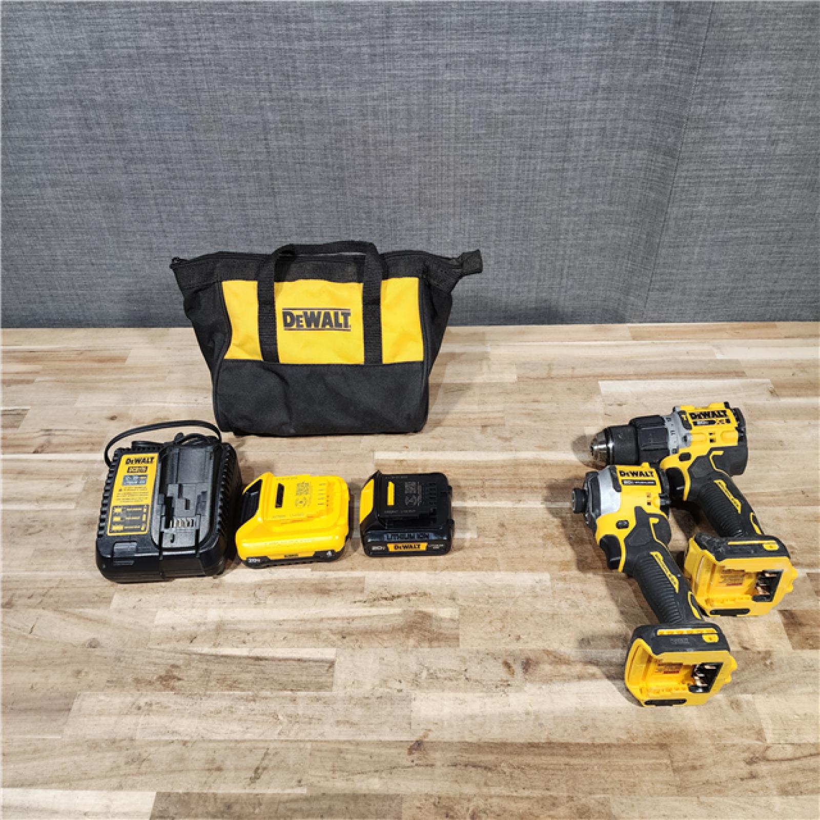 HOUSTON LOCATION - AS-IS DEWALT 2 TOOL COMBO KIT W/ (2) BATTERY & CHARGER