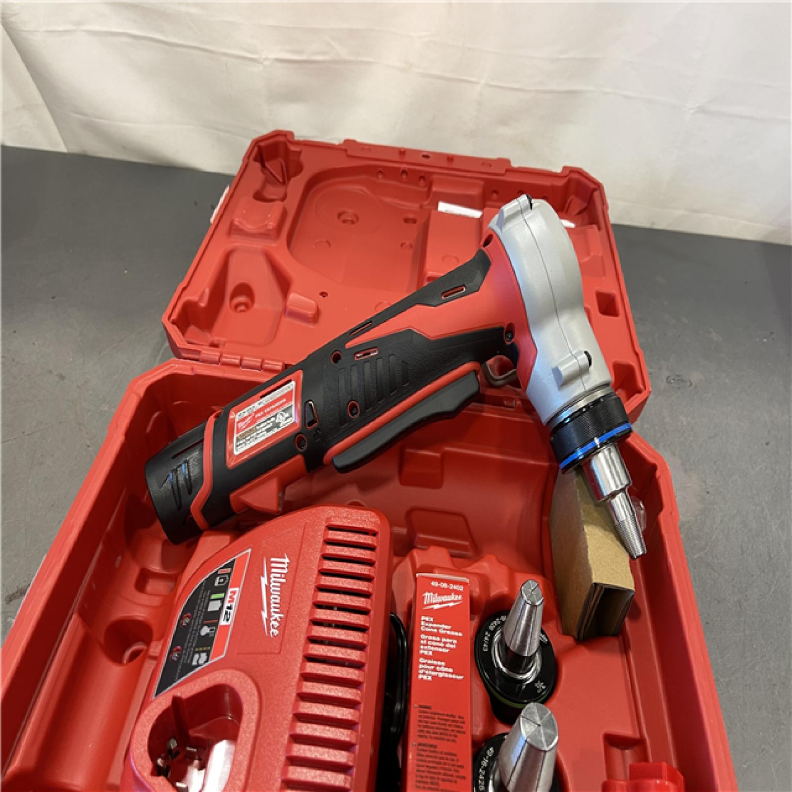 AS-IS-  Milwaukee M12 Cordless PEX Expansion Tool Kit