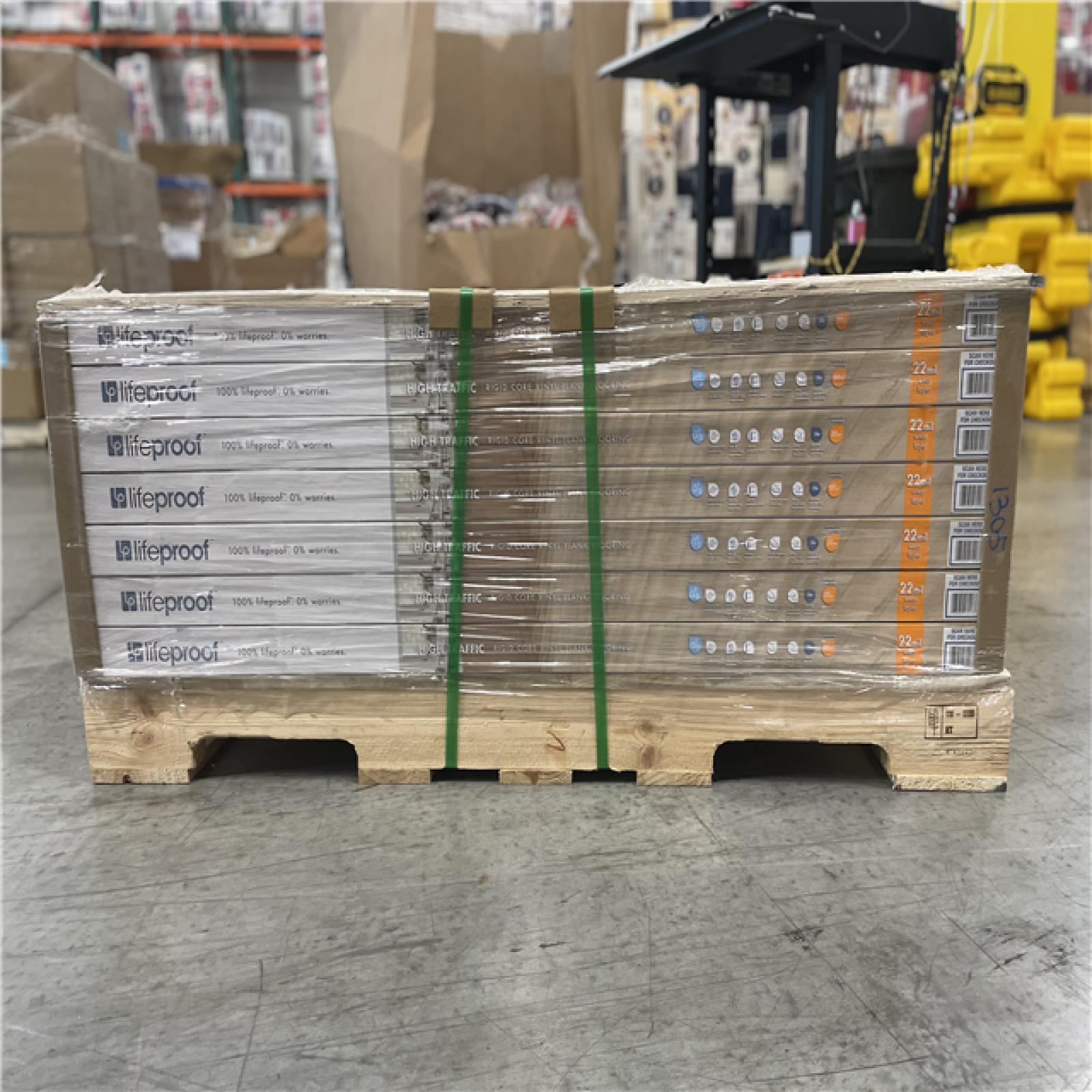 DALLAS LOCATION- LIFEPROOF Vesinet Oak 22 mil x 8.7 in. W x 48 in. L (20.1 sq. ft./case) PALLET (28 UNITS)