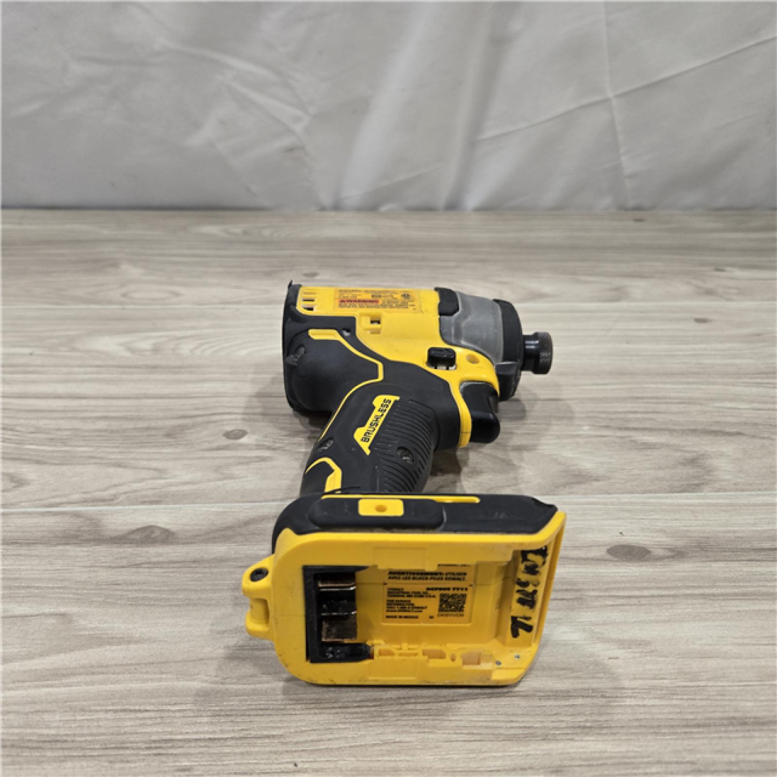 AS-IS DeWALT ATOMIC 20V MAX Cordless Compact Impact Driver Kit