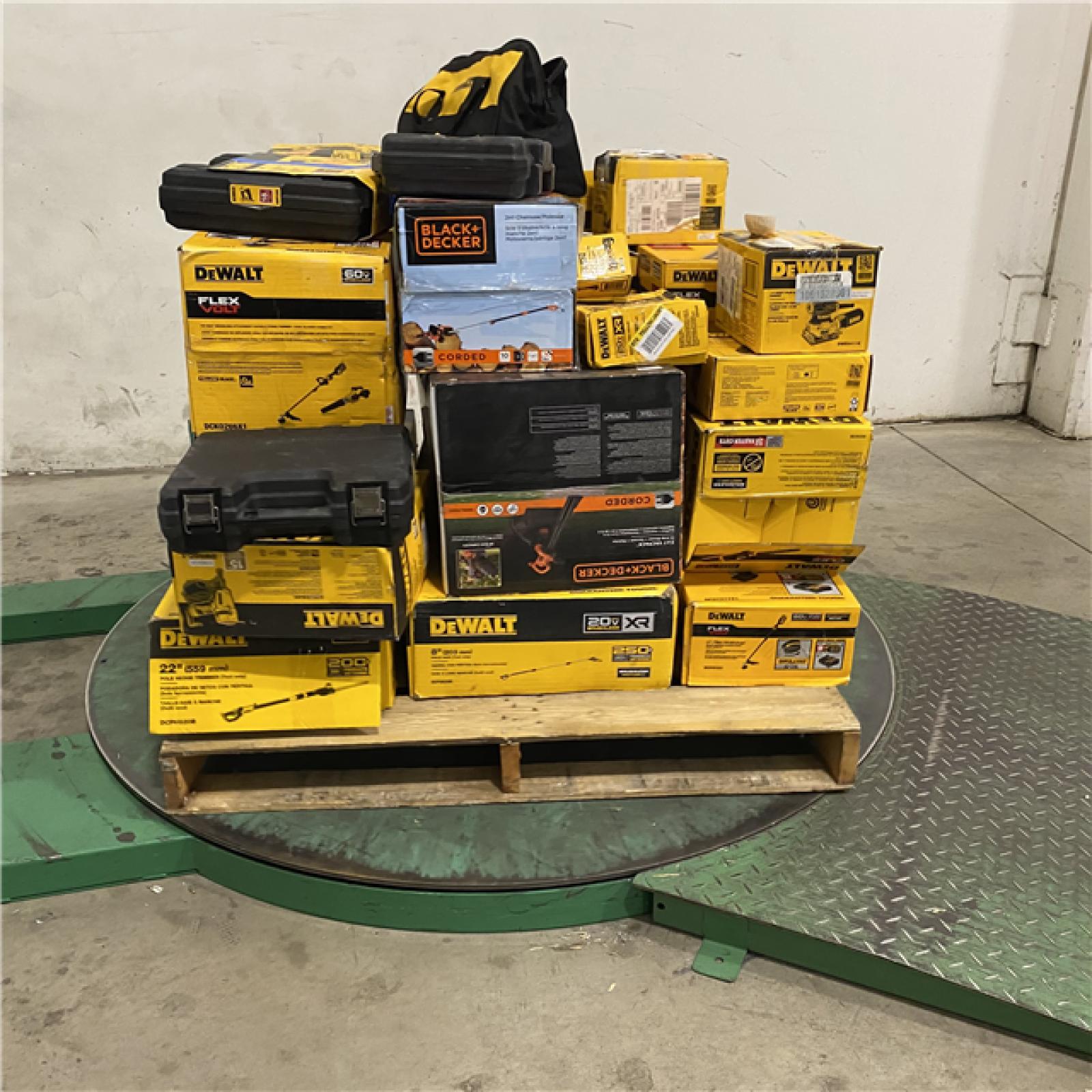 Dallas Location - As-Is DEWALT Tool Pallet
