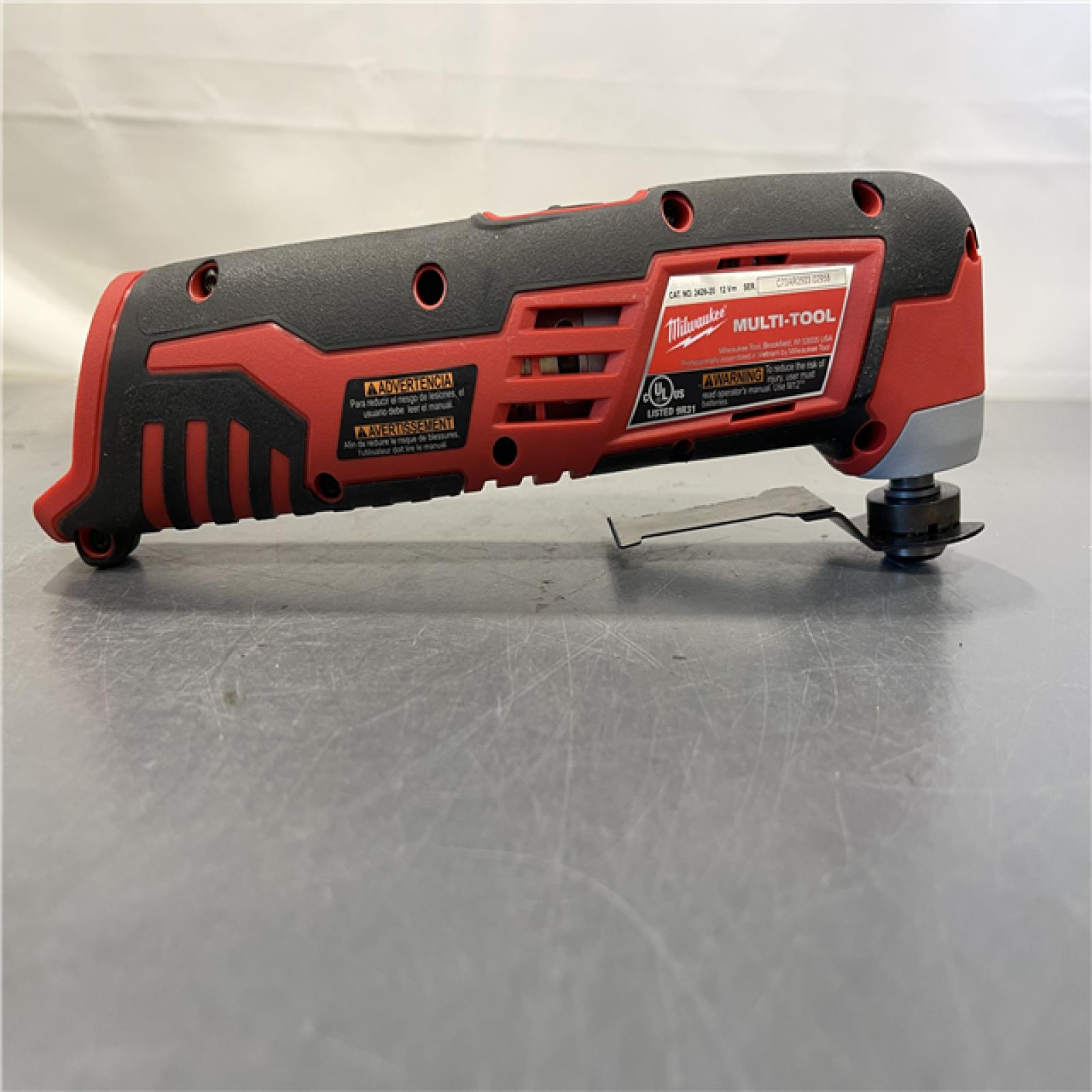 AS-IS - Milwaukee M12 12V Lithium-Ion Cordless Oscillating Multi-Tool