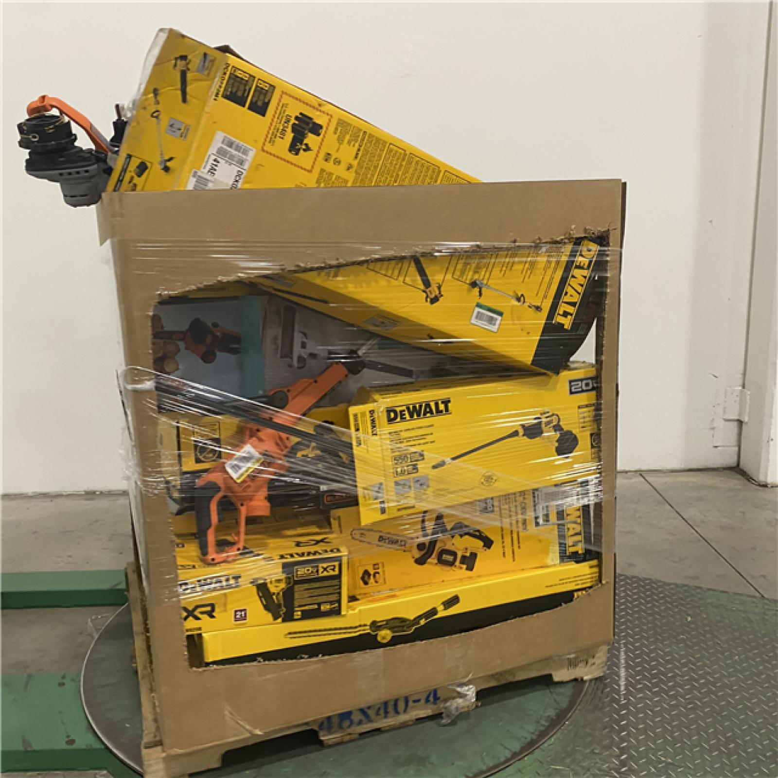 Dallas Location - As-Is Tool Pallet