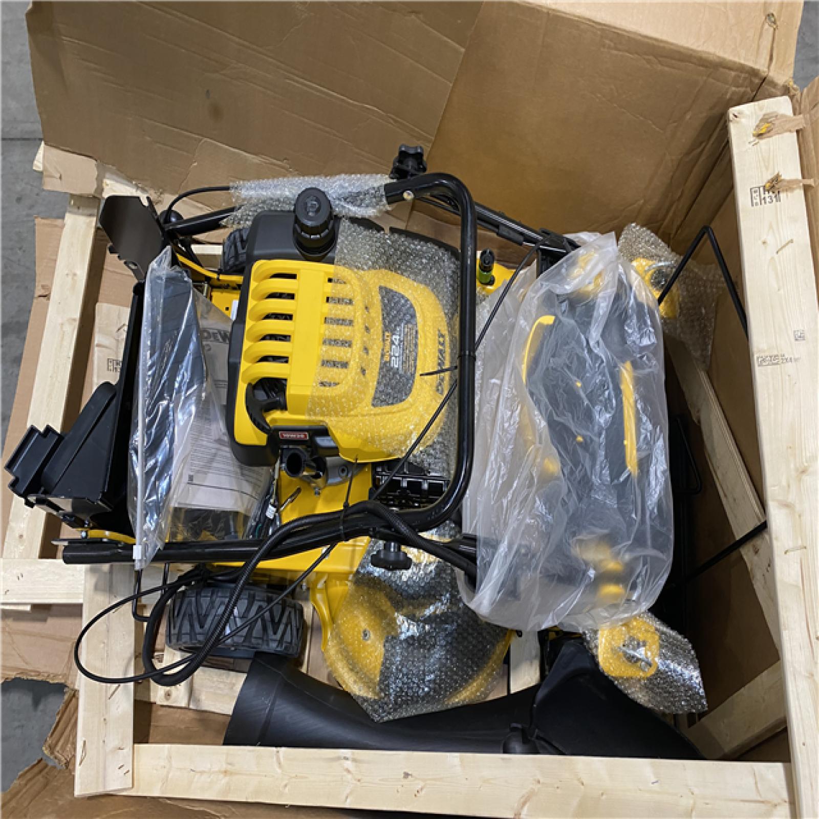 Dallas Location - As-Is DEWALT 28 in.224cc  Gas Lawn Mower