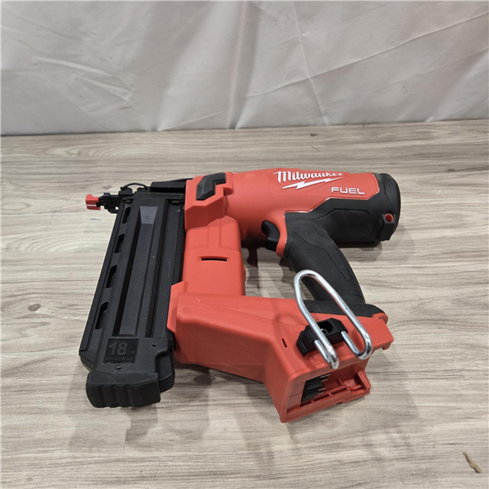 AS-IS Milwaukee M18 Fuel 18V 18-Gauge Brad Nailer 2746-20 (Bare Tool)