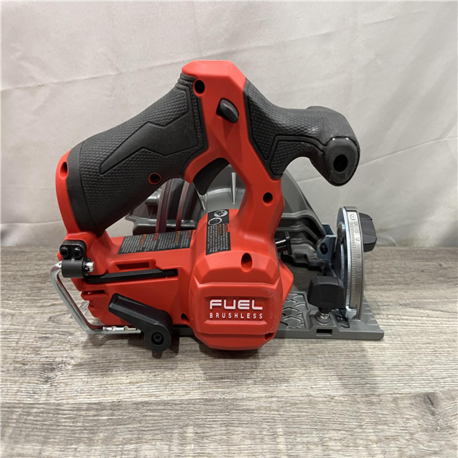 AS-IS Milwaukee FUEL 12V Lithium-Ion Brushless 5-3/8 in. Cordless Circular Saw (Tool-Only)