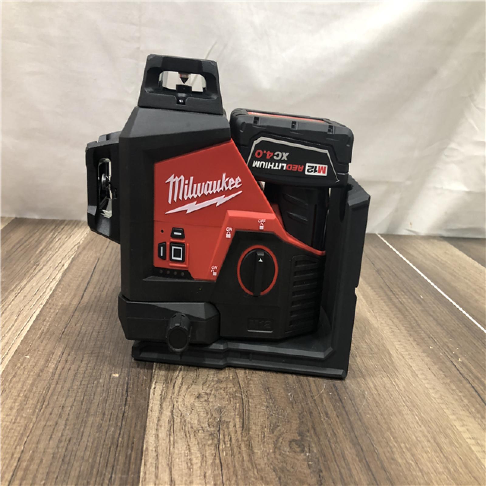 AS-IS Milwaukee  12-Volt Lithium-Ion Cordless Green 250 ft. 3-Plane Laser Level Kit