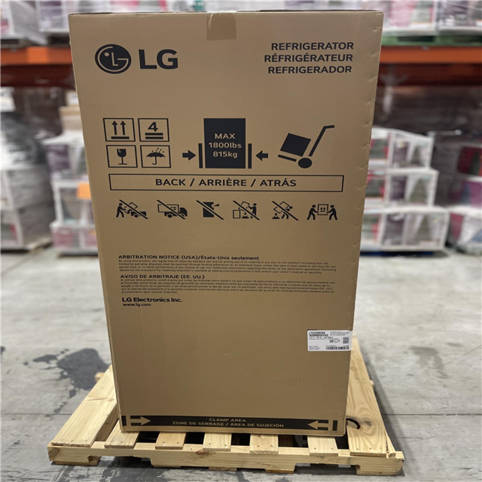 DALLAS LOCATION - LG - 20.2 Cu. Ft. Top-Freezer Refrigerator - Stainless Steel