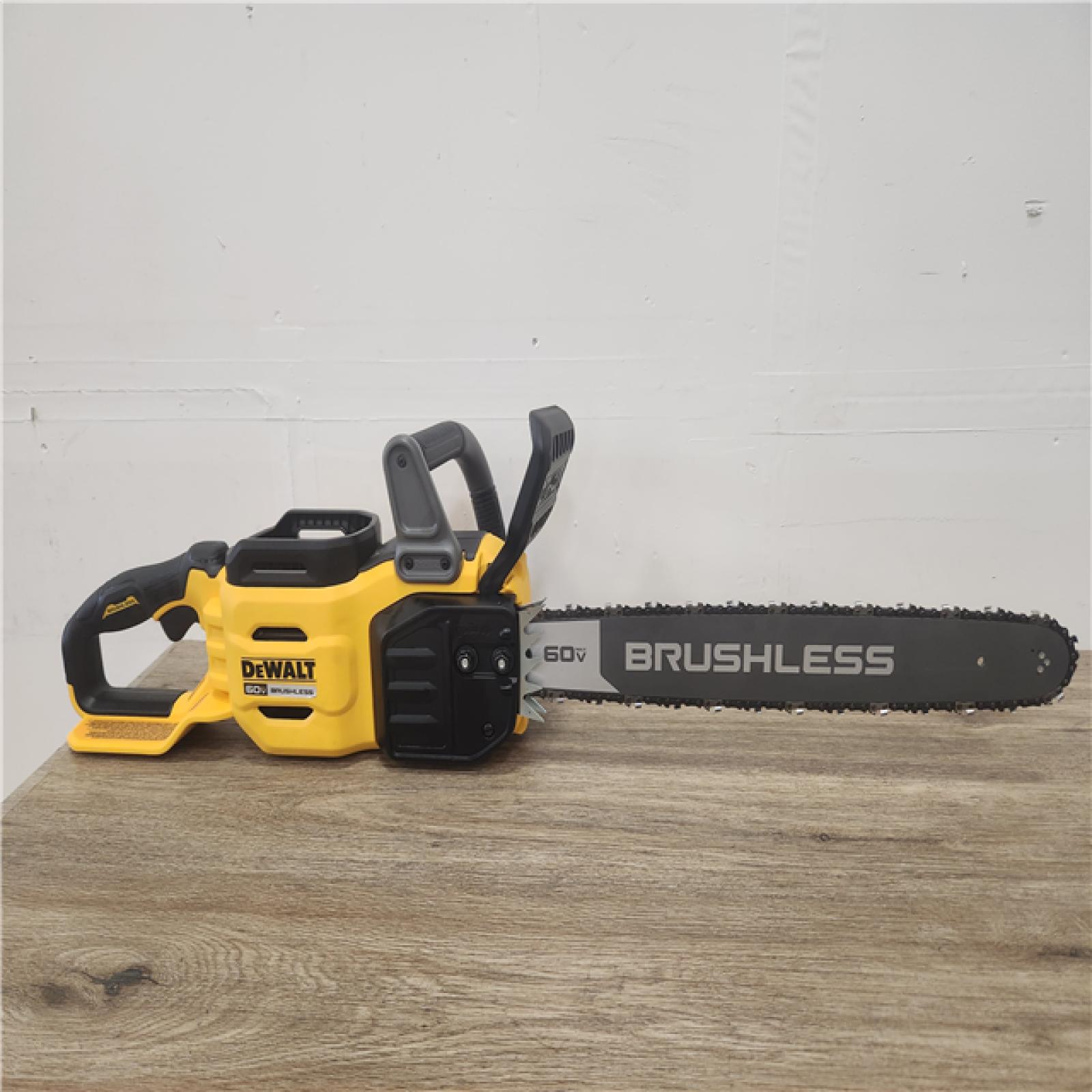 Phoenix Location NEW DEWALT 60V MAX 20in. Brushless Battery Powered Chainsaw (Tool Only) with 20in. Chainsaw Chain (68 Link)