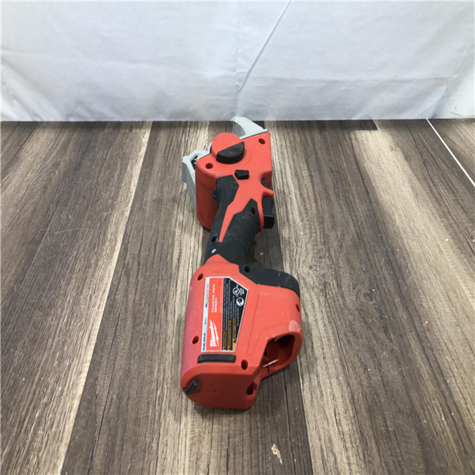 AS-IS Milwaukee M12 12V Lithium-Ion Cordless PVC Pipe Shear (Tool-Only)
