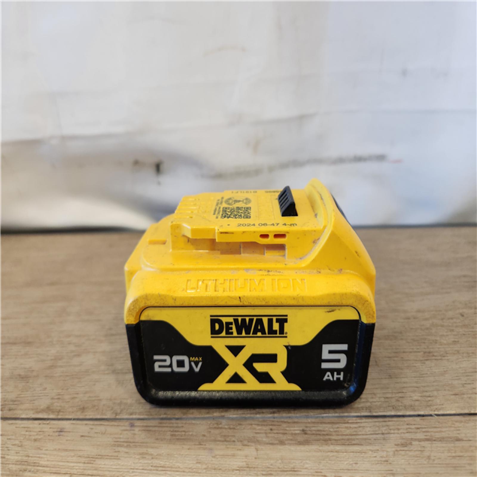 AS-IS- DEWALT 20V MAX XR POWERSTACK Lithium-Ion 3.5Ah Battery