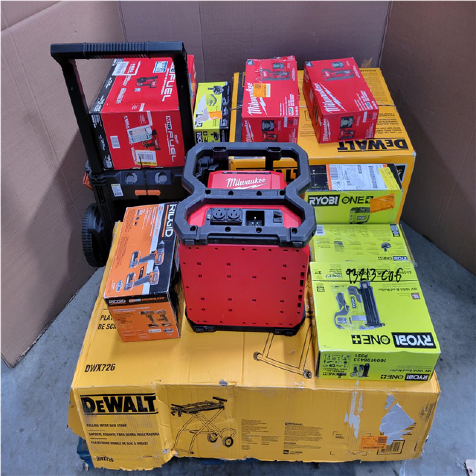 CALIFORNIA AS-IS TOOL PALLET