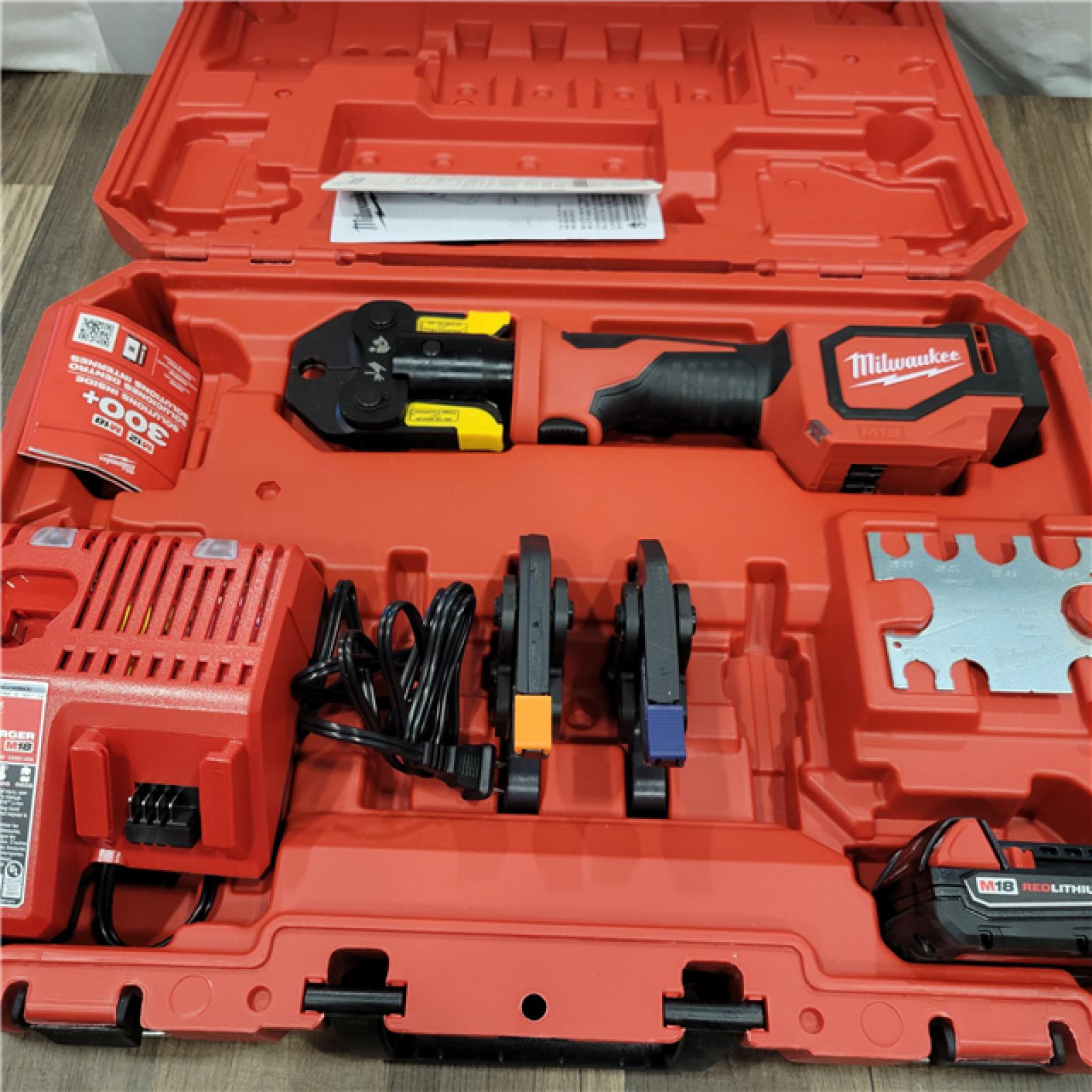 AS-IS  Milwaukee 2674-22P - M18 Short Throw Press Tool Kit - Viega PureFlow & T.
