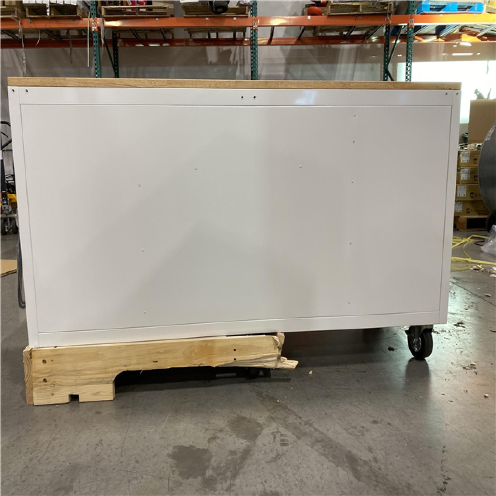 DALLAS LOCATION Husky Tool Storage 72 in. W Standard Duty Gloss White