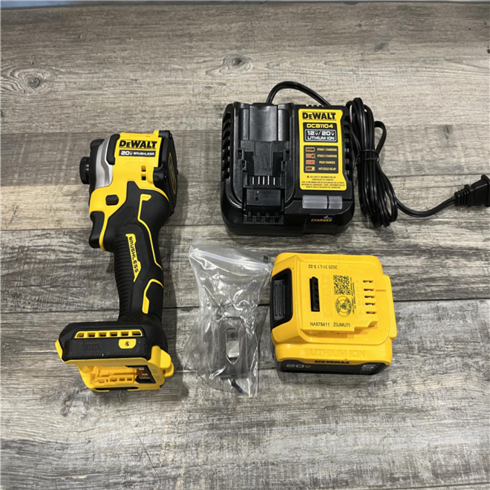 AS-IS DEWALT ATOMIC 20V MAX Lithium-Ion Cordless 1/4 in. Brushless Impact Driver Kit