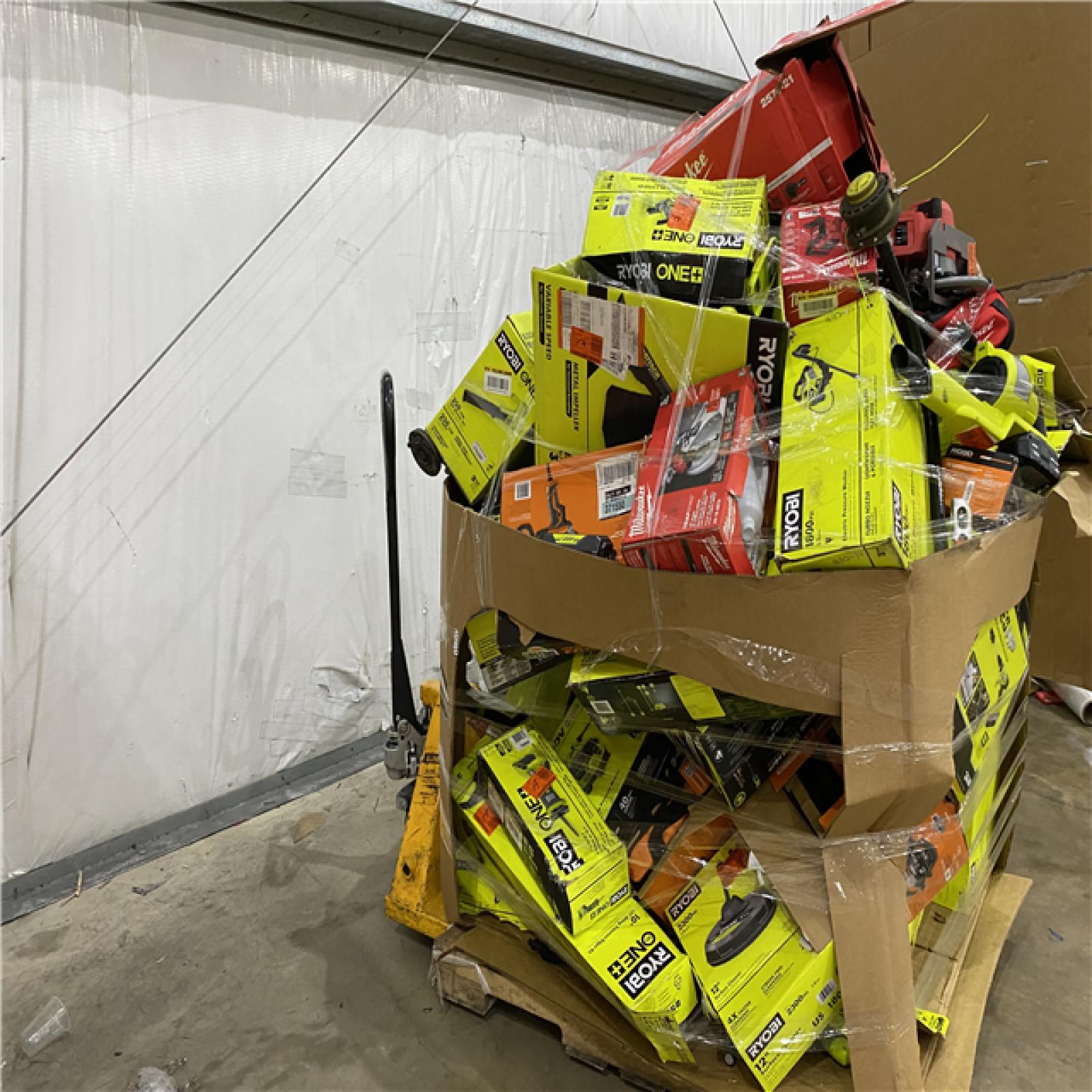 Houston Location AS IS - Tool Pallet