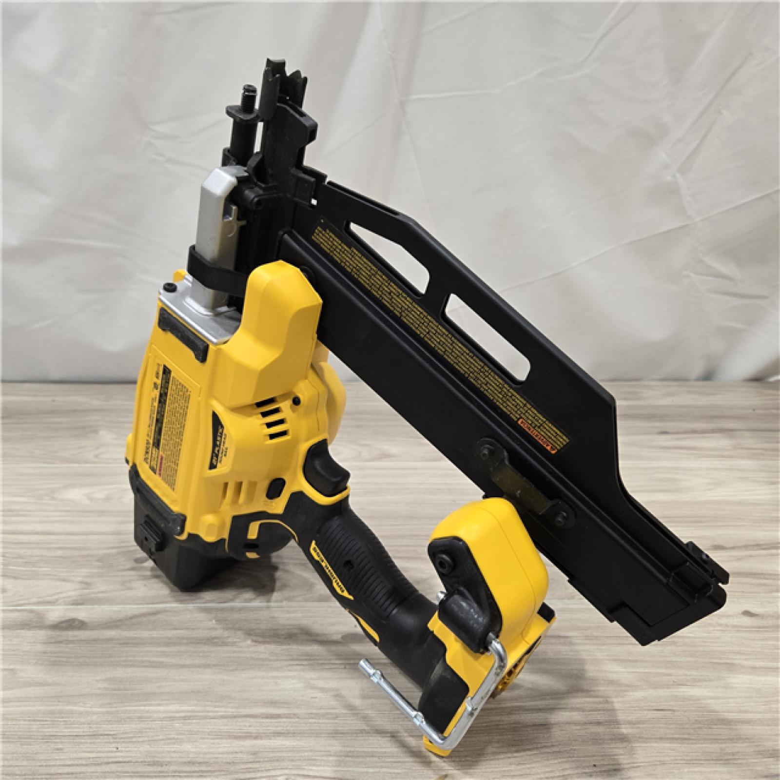 AS-IS DEWALT 20-Volt 21° Cordless Framing Nailer (Tool-Only)