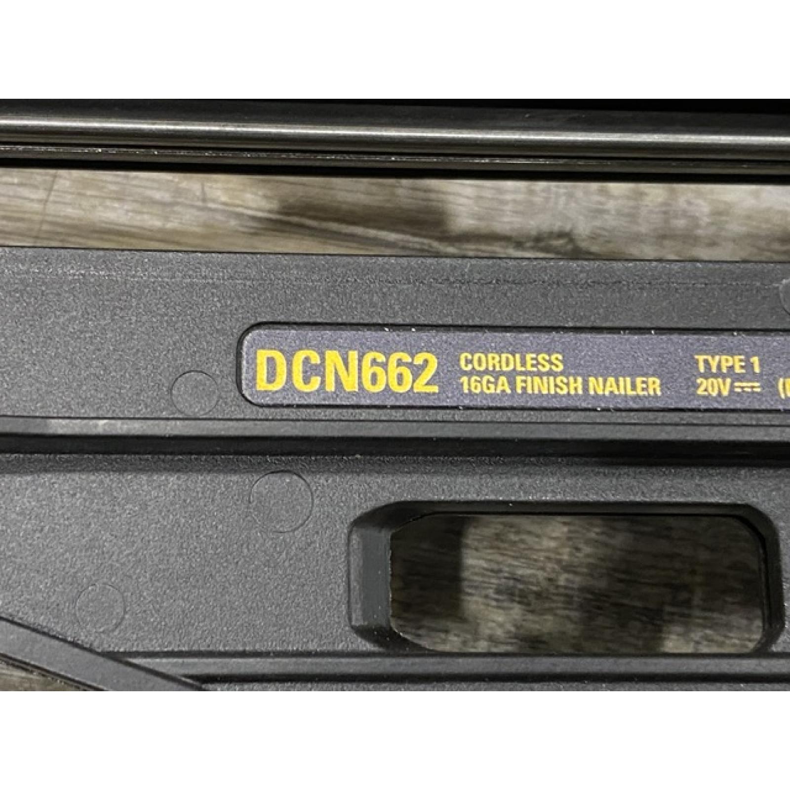 AS-IS DEWALT 20V MAX XR 16-Gauge Lithium-Ion Cordless Finish Nailer (Tool Only)