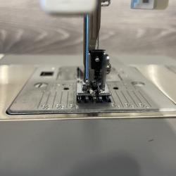 AS-IS SINGER 4452 Heavy Duty Sewing Machine