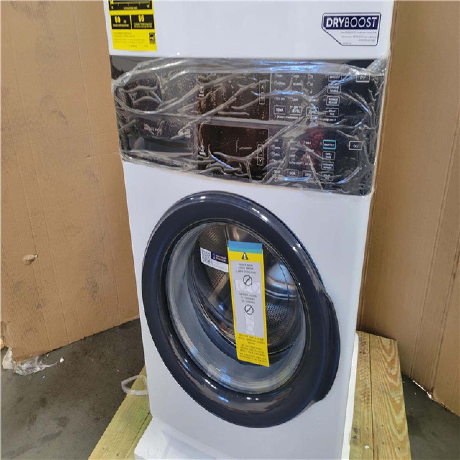 CALIFORNIA APPEARS BRAND NEW ELECTROLUX LAUNDRY TOWER