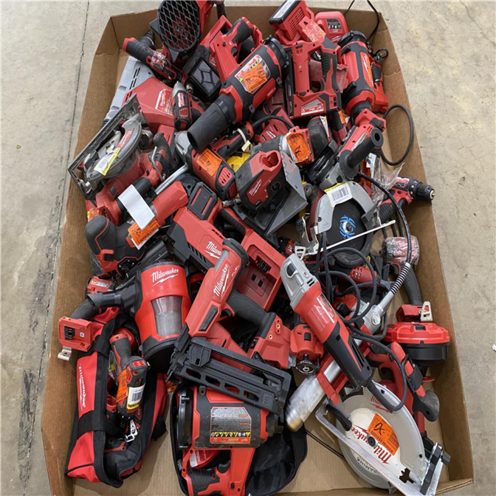 Houston Location AS IS - Tool Pallet