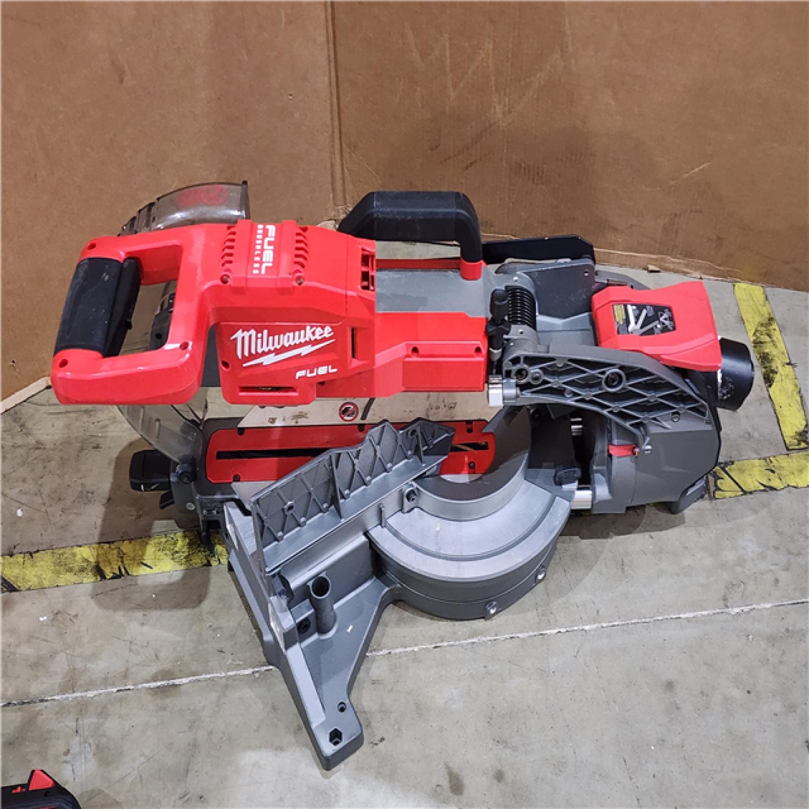 HOUSTON LOCATION - AS-IS M18 FUEL 18V 10 in. Lithium-Ion Brushless Cordless Dual Bevel Sliding Compound Miter Saw Kit with One 8.0 Ah Battery