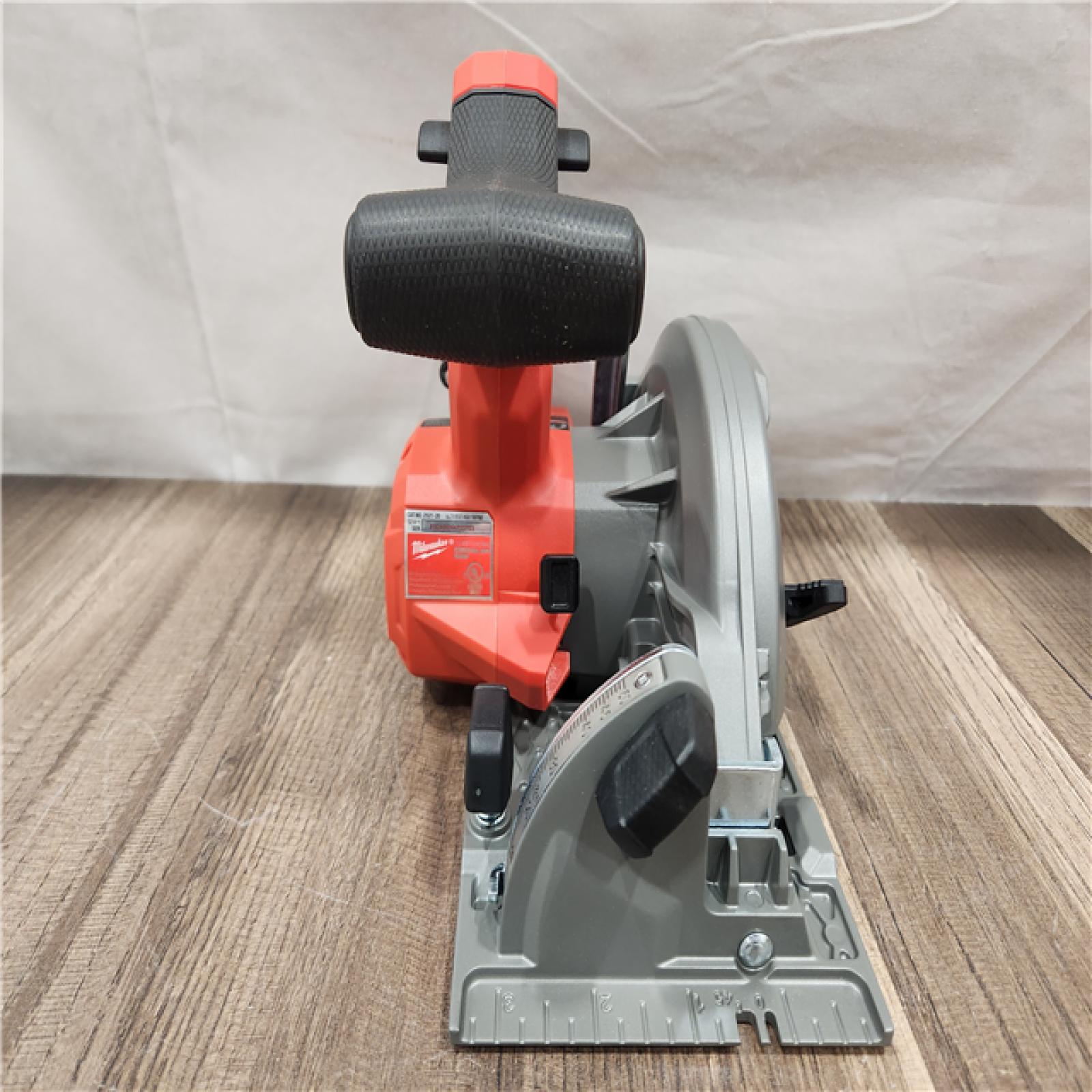 AS-IS- M12 MILWAUKEE CIRCULAR SAW (Tool-Only)