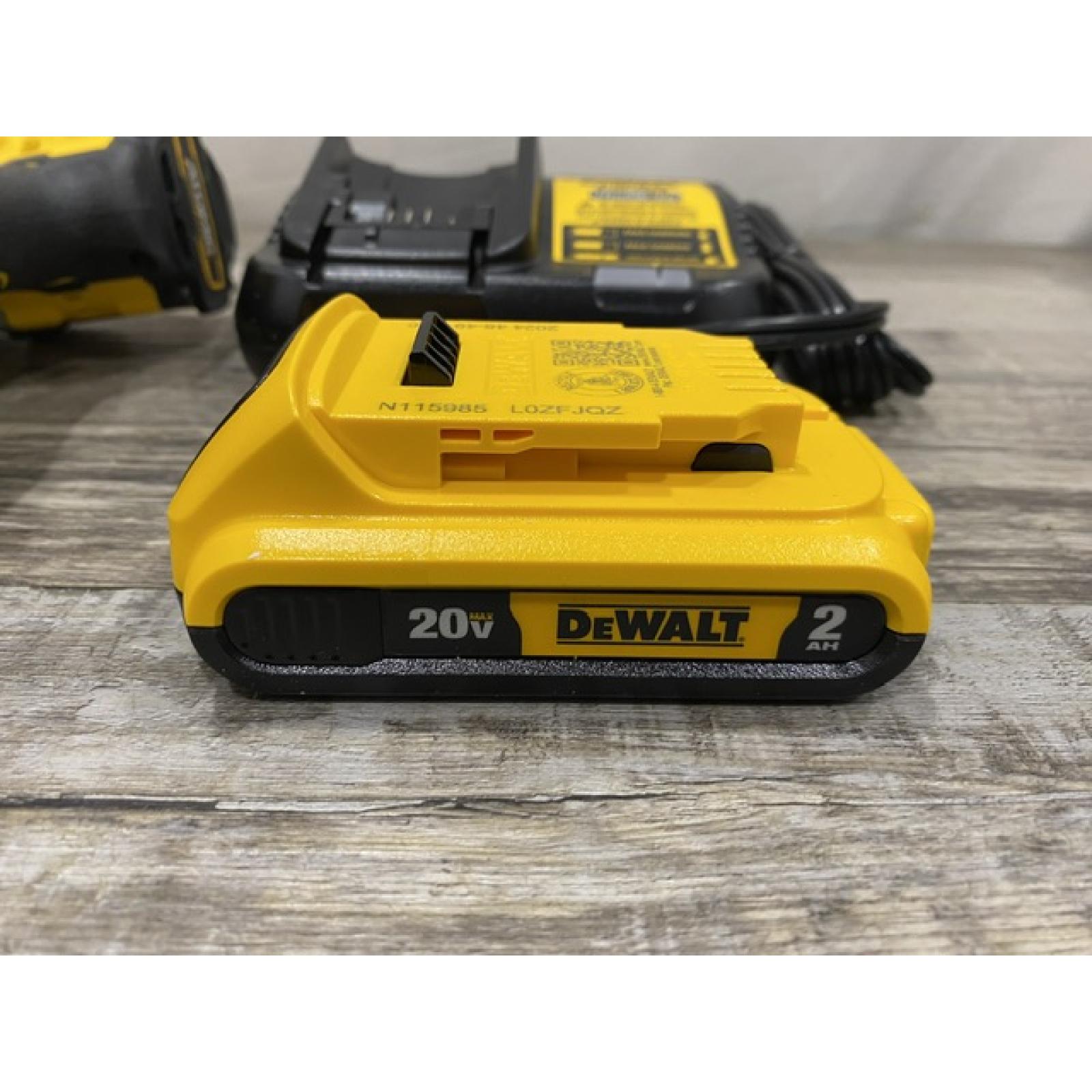 AS-IS DEWALT Atomic 20V Lithium-Ion Cordless Compact 1/2 in. Drill/Driver Kit