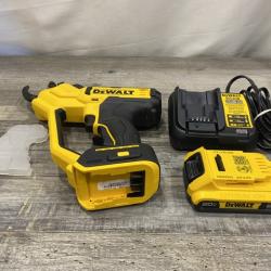 AS-IS DEWALT 20V MAX Cordless Battery Powered Pruner Kit