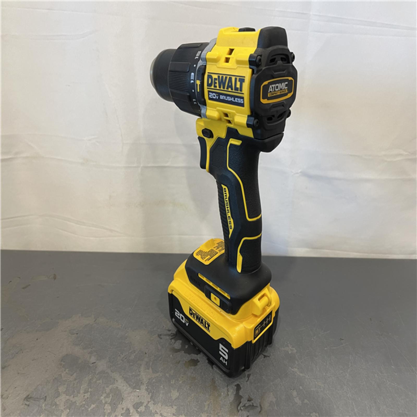 AS-IS - DeWalt ATOMIC 20V Lithium-Ion Cordless 1/2 in. Hammer Drill Kit