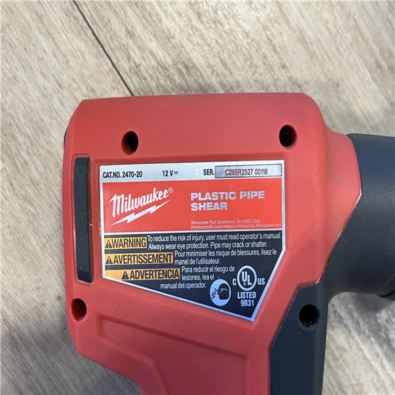 AS-IS Milwaukee M12 12V Lithium-Ion Cordless PVC Pipe Shear (Tool-Only)
