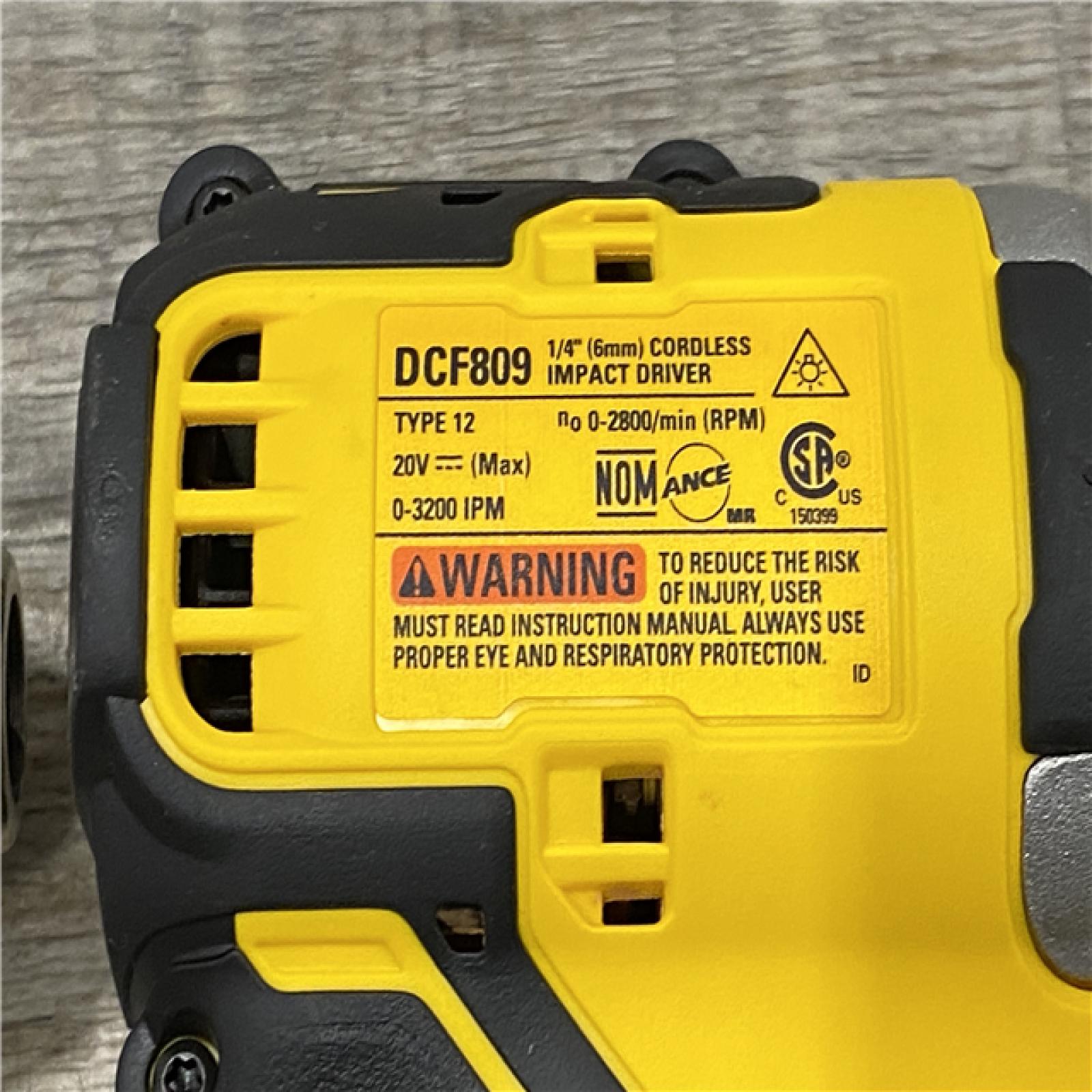 AS-IS DEWALT ATOMIC 20-Volt MAX Lithium-Ion Cordless Combo Kit