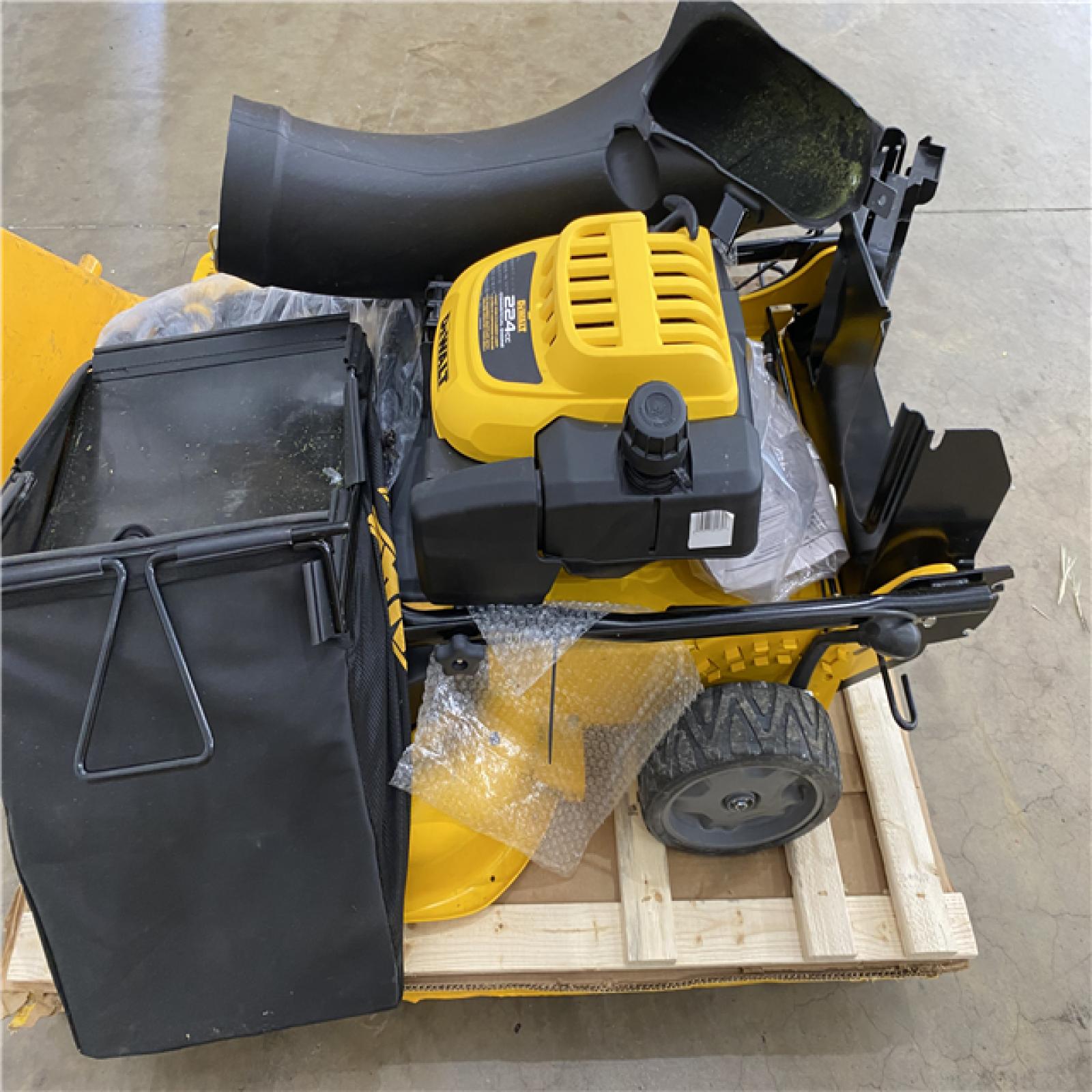 Houston Location - AS-IS Outdoor Power Equipment