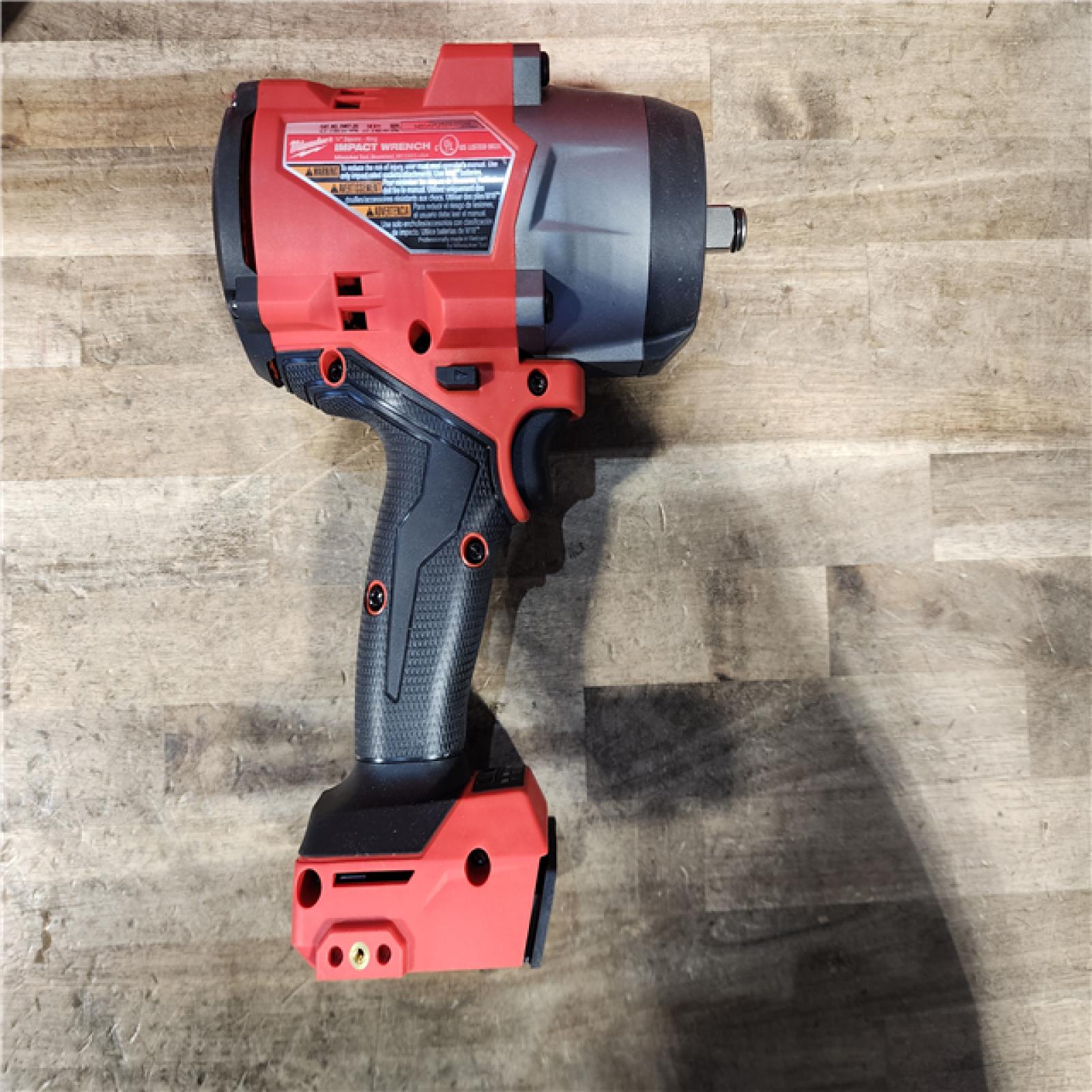 HOUSTON LOCATION - AS-IS Milwaukee FUEL 18V Lithium-Ion Brushless Cordless 1/2 in. Impact Wrench w/Friction Ring Kit