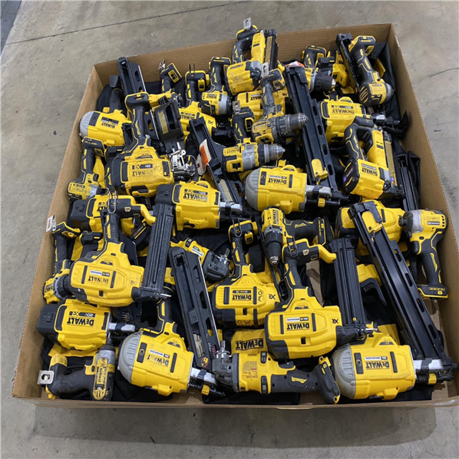 Houston Location AS IS - Tool Pallet