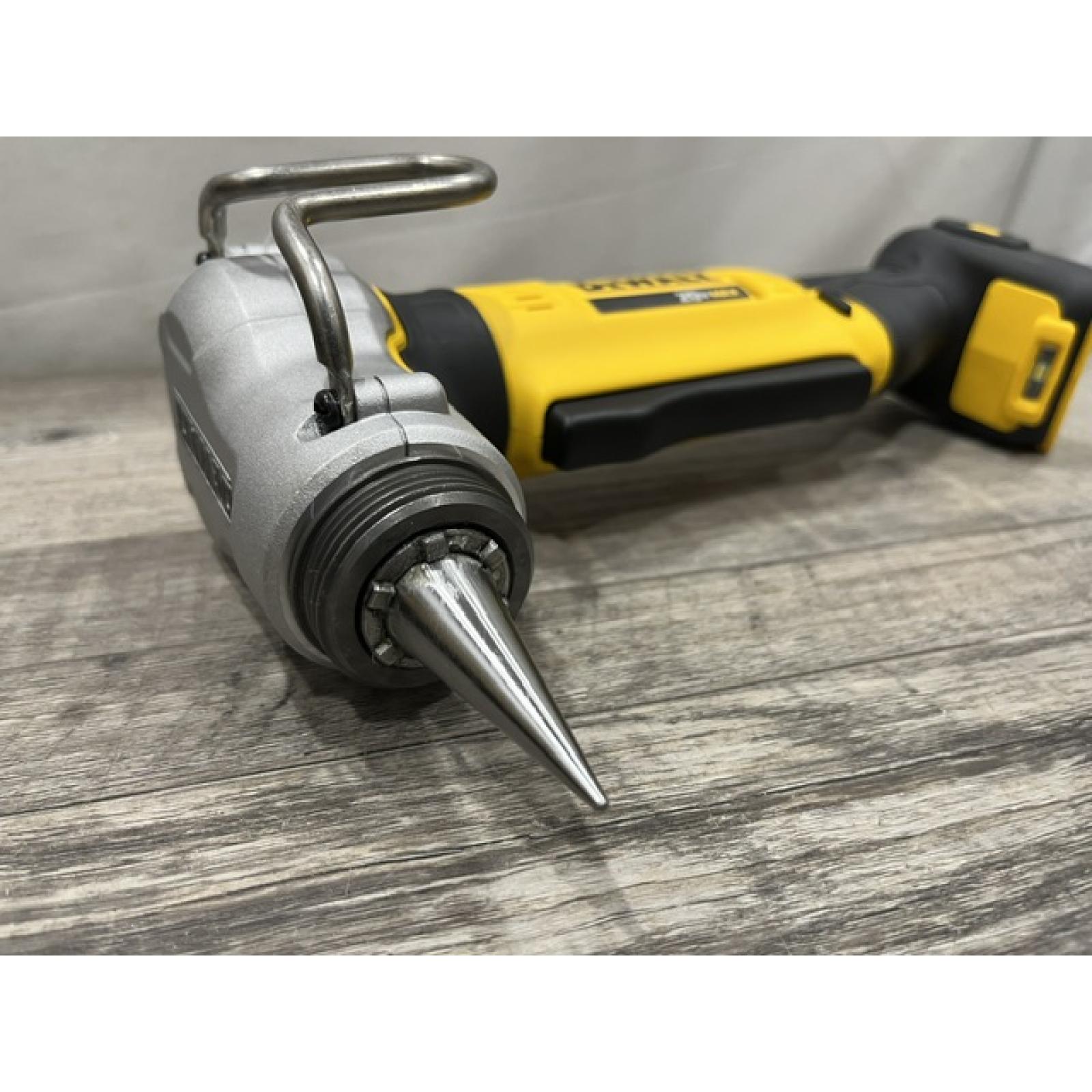AS-IS DEWALT 20V MAX Cordless 1 in. PEX Expansion Tool Kit