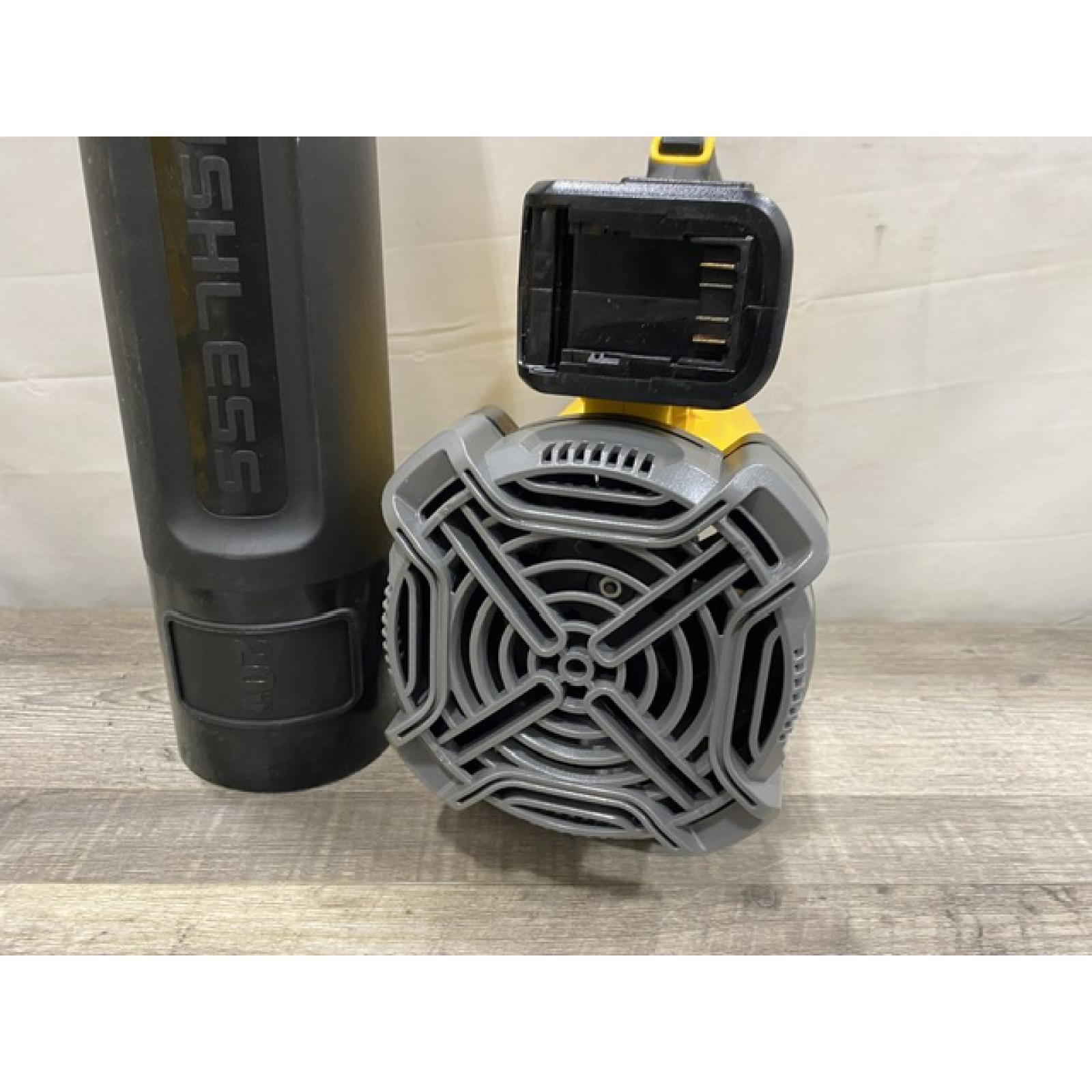 AS-IS DEWALT 20V MAX* XR Brushless Cordless Handheld Blower Kit