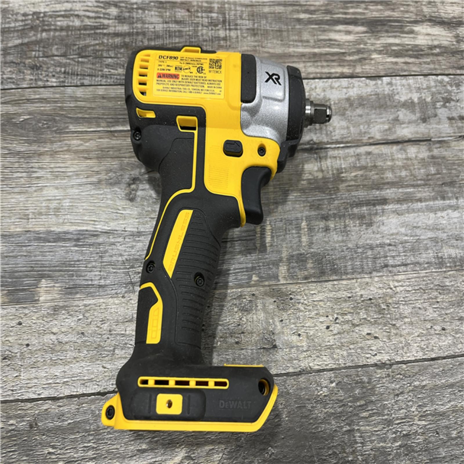 AS-IS DEWALT 20V XR Brushless Cordless 1/4 in. Quiet Hydraulic Impact Driver (Tool-Only)