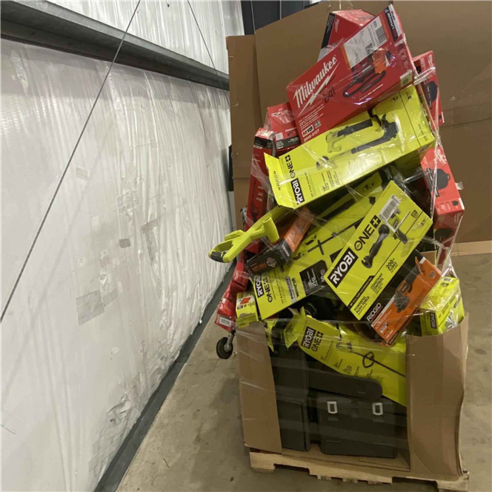 Houston Location AS IS - Tool Pallet