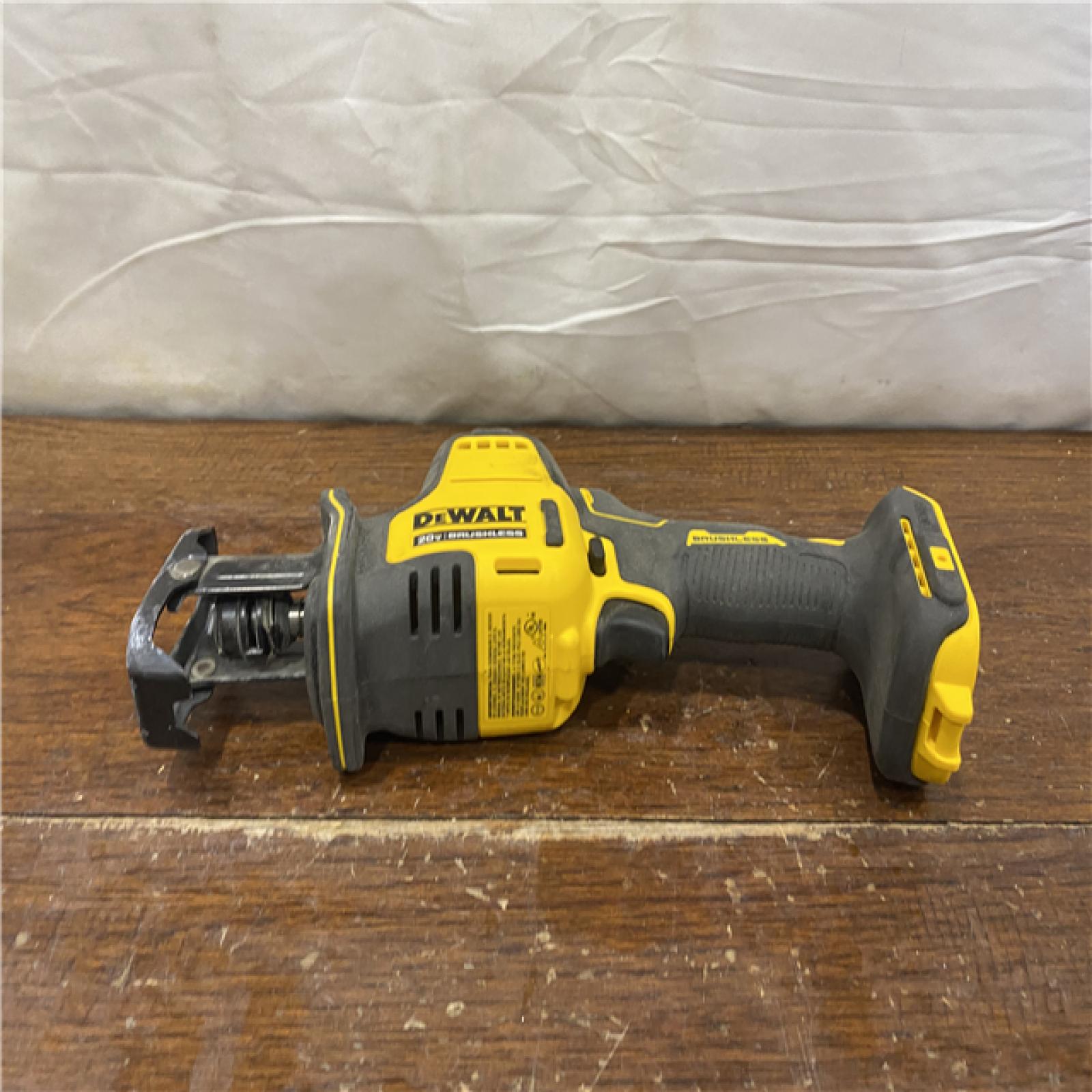 AS-IS Dewalt DCS369B ATOMIC 20V MAX Cordless One-Handed Reciprocating Saw (Tool Only)