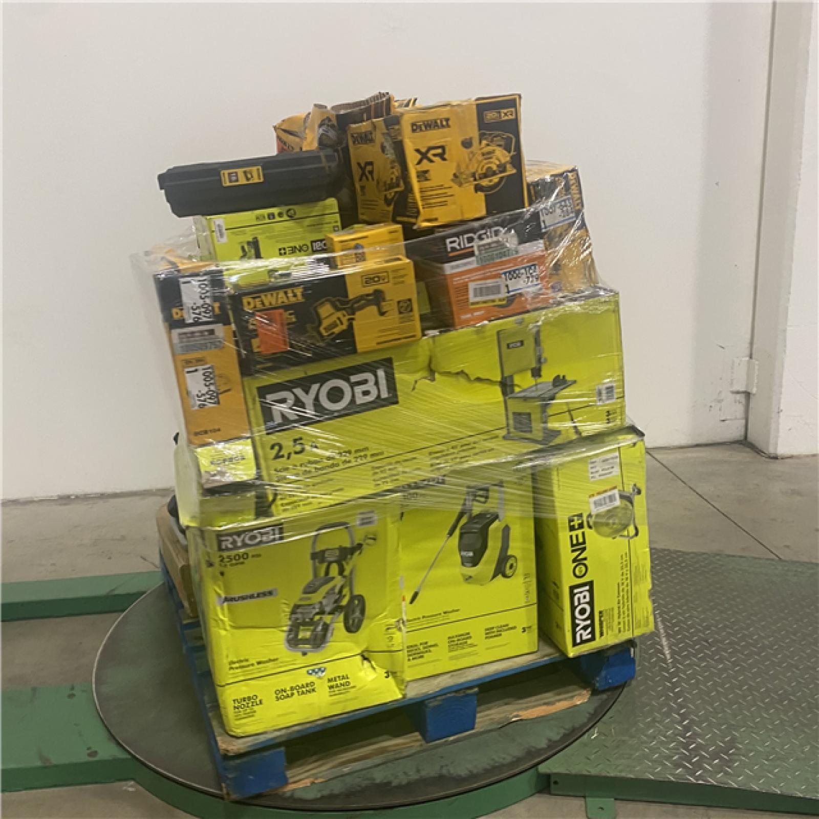 Dallas Location - As-Is Tool Pallet